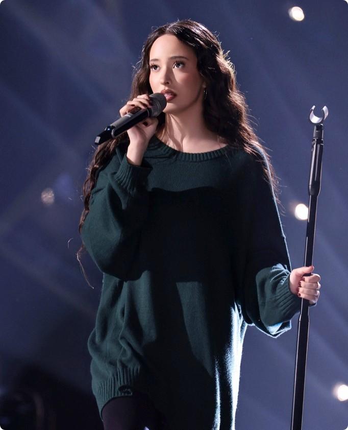 开云体育平台登录-险胜首场状态出色，公牛观众沸腾！，莎拉波娃重返赛场全场沸腾不已(公牛队比赛视频)