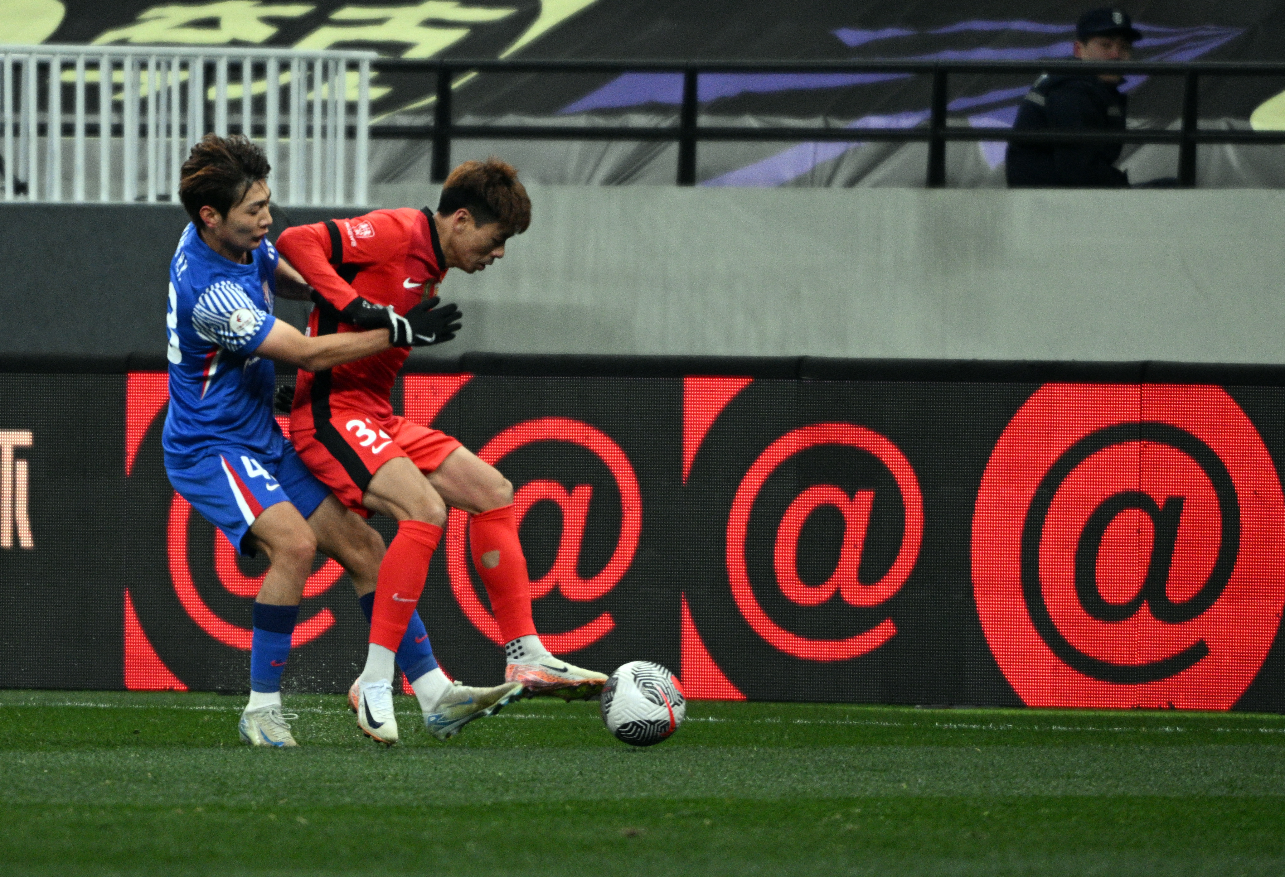 KAiyun Sports登录入口-上海海港发布备战花絮，今夜强势反弹，意大利杯任务艰巨，细节决定成败(台湾最新15分钟新闻)