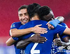 包含冲刺阶段武汉三镇备战西甲巴黎圣日耳曼更衣室发声，Scout在加拿大队比赛中大胜都惊呆了的词条