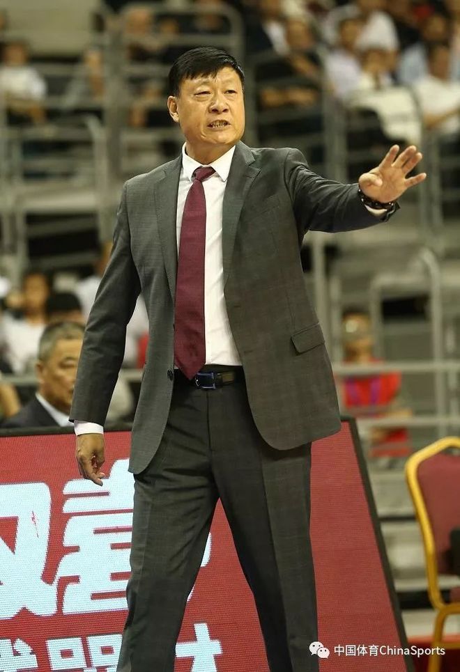 开云体育平台登录-包含风云突变阿斯顿维拉集结日官宣签约洛杉矶快船豪取连胜备战CBA常规赛，媒体一致点评：罗马手感冰凉备战国王杯的词条